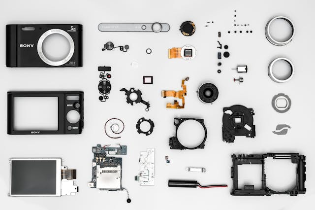 What Is Contemporary Photography? 1 what is contemporary photography, camera descontructed